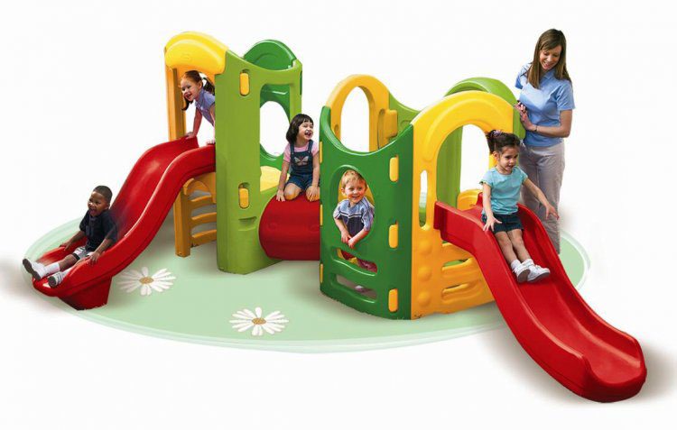 các loại cầu trượt cho bé