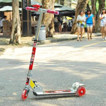 giá xe trượt scooter 2 bánh