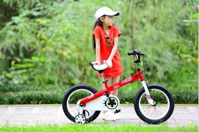 Có nên mua xe đạp cho bé giá rẻ
