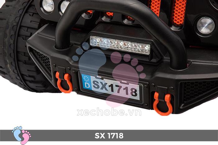 Xe ô tô điện trẻ em Jeep SX-1718