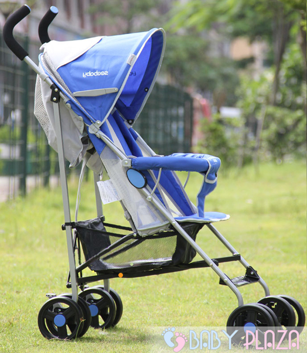 Xe đẩy bé Seebaby công cụ trợ giúp các phụ huynh giảm thiểu việc bồng bế bé